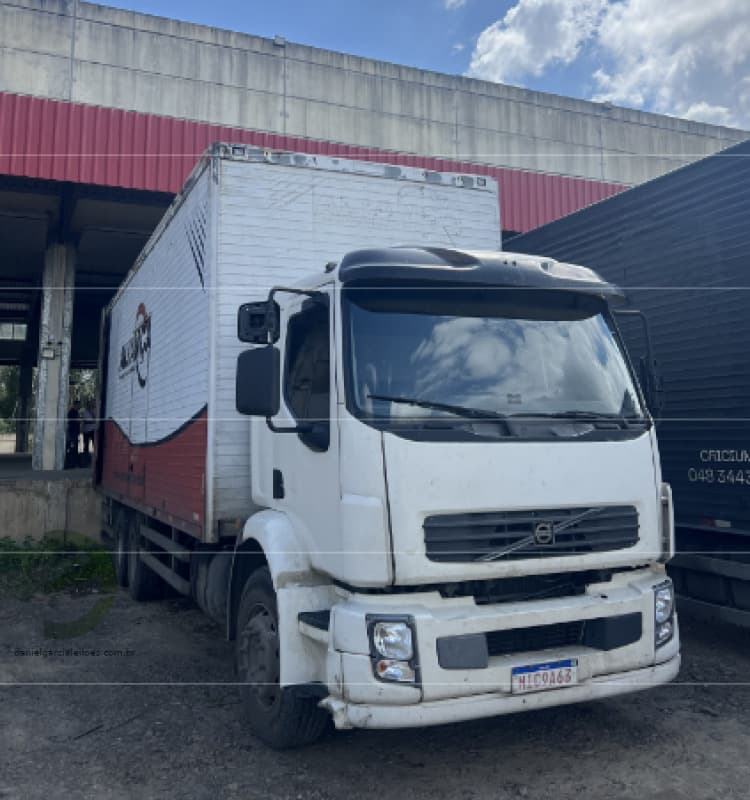 Caminhão - leilão judicial - Não informado SC - lance mínimo R$ 210.000