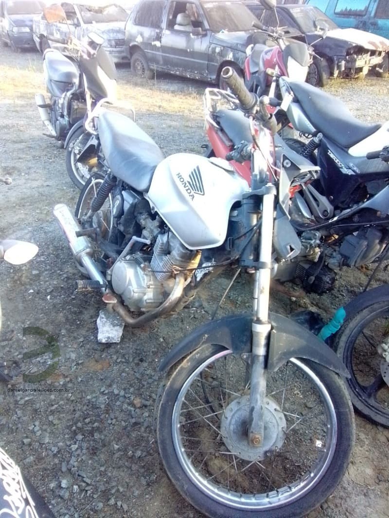 HONDA/CG 150 TITAN KS - leilão extrajudicial - Não informado BR - lance mínimo R$ 450