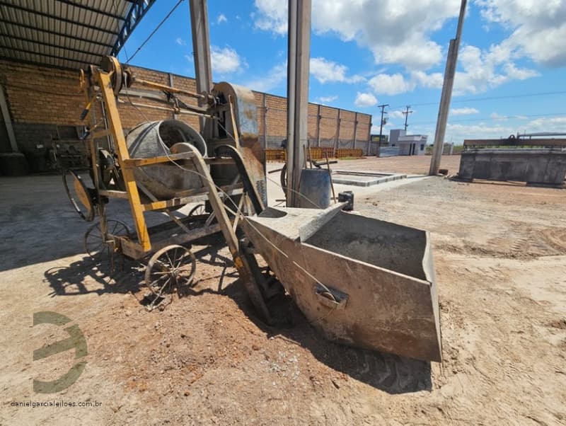 Betoneira - leilão judicial - Cuiabá MT - lance mínimo R$ 17.213