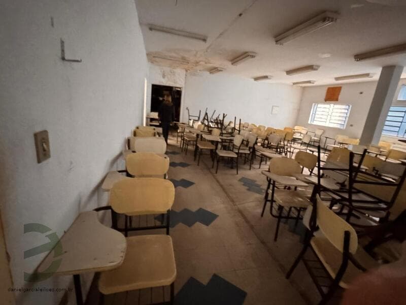 MOBILIÁRIO - leilão extrajudicial - 605 TAUBATÉ SP - lance mínimo R$ 3.000