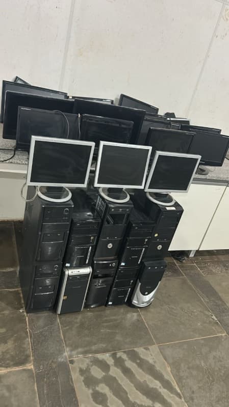 SUCATAS DE MATERIAIS ELETRÔNICOS - leilão extrajudicial - Não informado BR - lance mínimo R$ 300