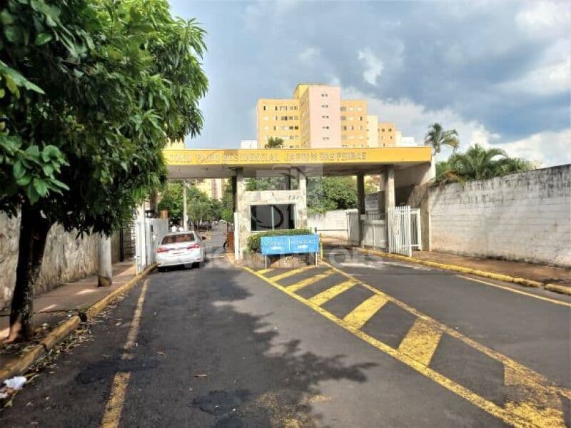 OS DIREITOS sobre o apartamento adiante descrito: O APARTAMENTO 47 (quarenta e s - leilão judicial - Ribeirão Preto/SP SP - lance mínimo R$ 27.180