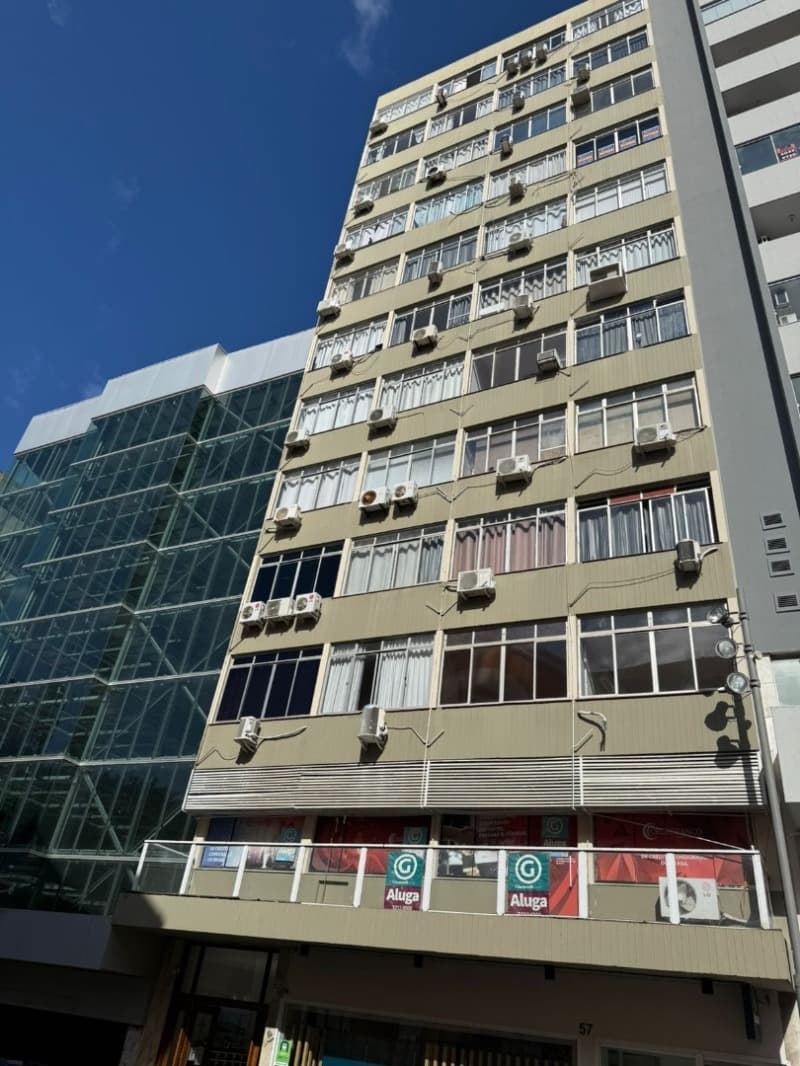 Apartamento n.º 504, Tipo “C”, do Edifício Praça XV, situado à Rua Arcipreste Pa - leilão extrajudicial - Florianópolis/SC SC - lance mínimo R$ 415.000
