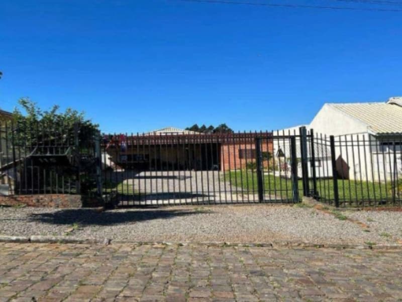 CASA RESIDENCIAL de alvenaria, a qual situa-se na Rua Olavo Bilac, nº 115, no Ba - Soledade/RS RS - lance mínimo R$ 178.294