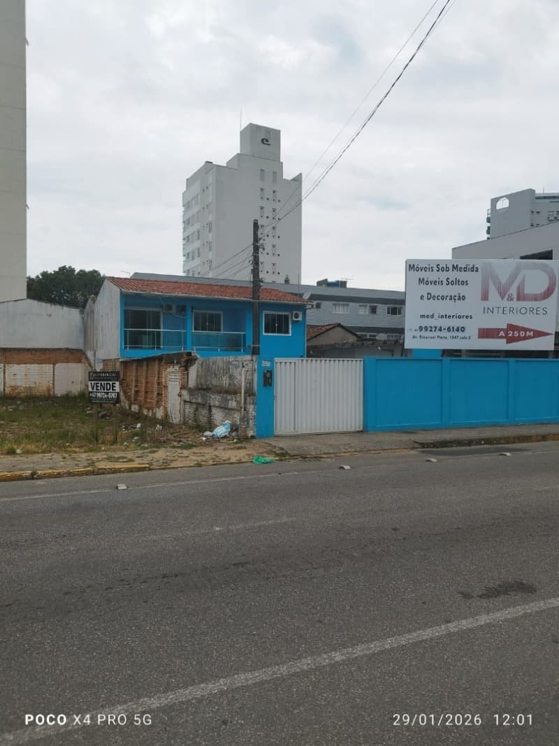 Terreno, situado na cidade de Piçarras (edificado com uma casa em alvenaria), se - leilão judicial - Balneário Piçarras/SC SC - lance mínimo R$ 550.000