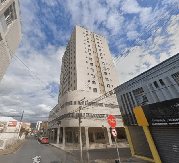 Apartamento com 175,65 m² - Centro MONTES CLAROS MG - leilão extrajudicial - MONTES CLAROS MG - lance mínimo R$ 539.556
