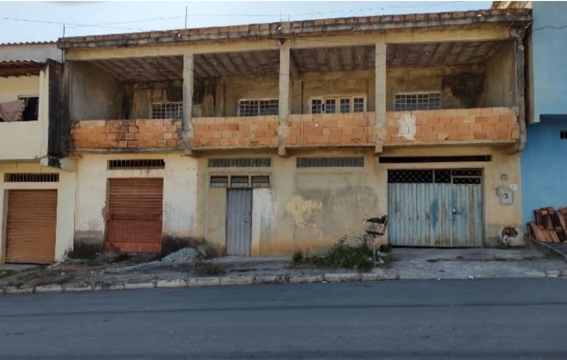 Casa com 84,26 m² - Céu Anil RIBEIRÃO DAS NEVES MG - leilão extrajudicial - RIBEIRÃO DAS NEVES MG - lance mínimo R$ 49.000