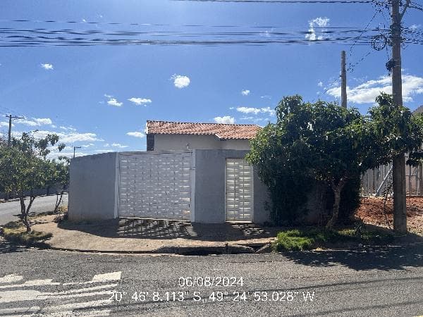 Casa - SOLO SAGRADO II SÃO JOSÉ DO RIO PRETO SP - leilão extrajudicial - SÃO JOSÉ DO RIO PRETO SP - lance mínimo R$ 105.482