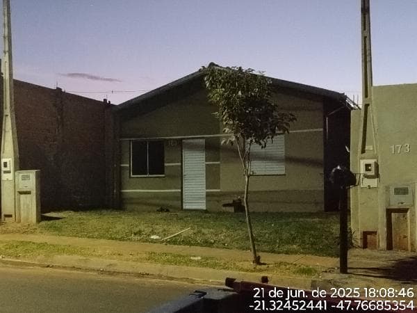 Casa - LOTEAMENTO SANTANA DO ALTO - (02) CRAVINHOS SP - leilão extrajudicial - CRAVINHOS SP - lance mínimo R$ 154.014