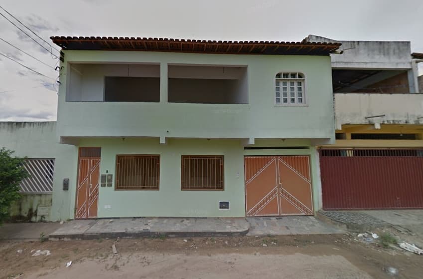Casa com 189,24 m² - Bela Vista TEIXEIRA DE FREITAS BA - leilão extrajudicial - TEIXEIRA DE FREITAS BA - lance mínimo R$ 153.527