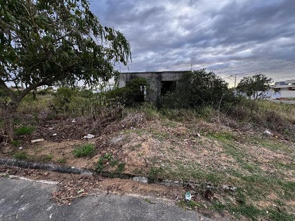 Casa - LOT RES VILLAGE - (02) CAMPOS DOS GOYTACAZES RJ - leilão extrajudicial - CAMPOS DOS GOYTACAZES RJ - lance mínimo R$ 132.136