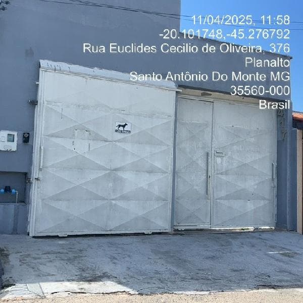 Casa SANTO ANTÔNIO DO MONTE MG - leilão extrajudicial - SANTO ANTÔNIO DO MONTE MG - lance mínimo R$ 119.590