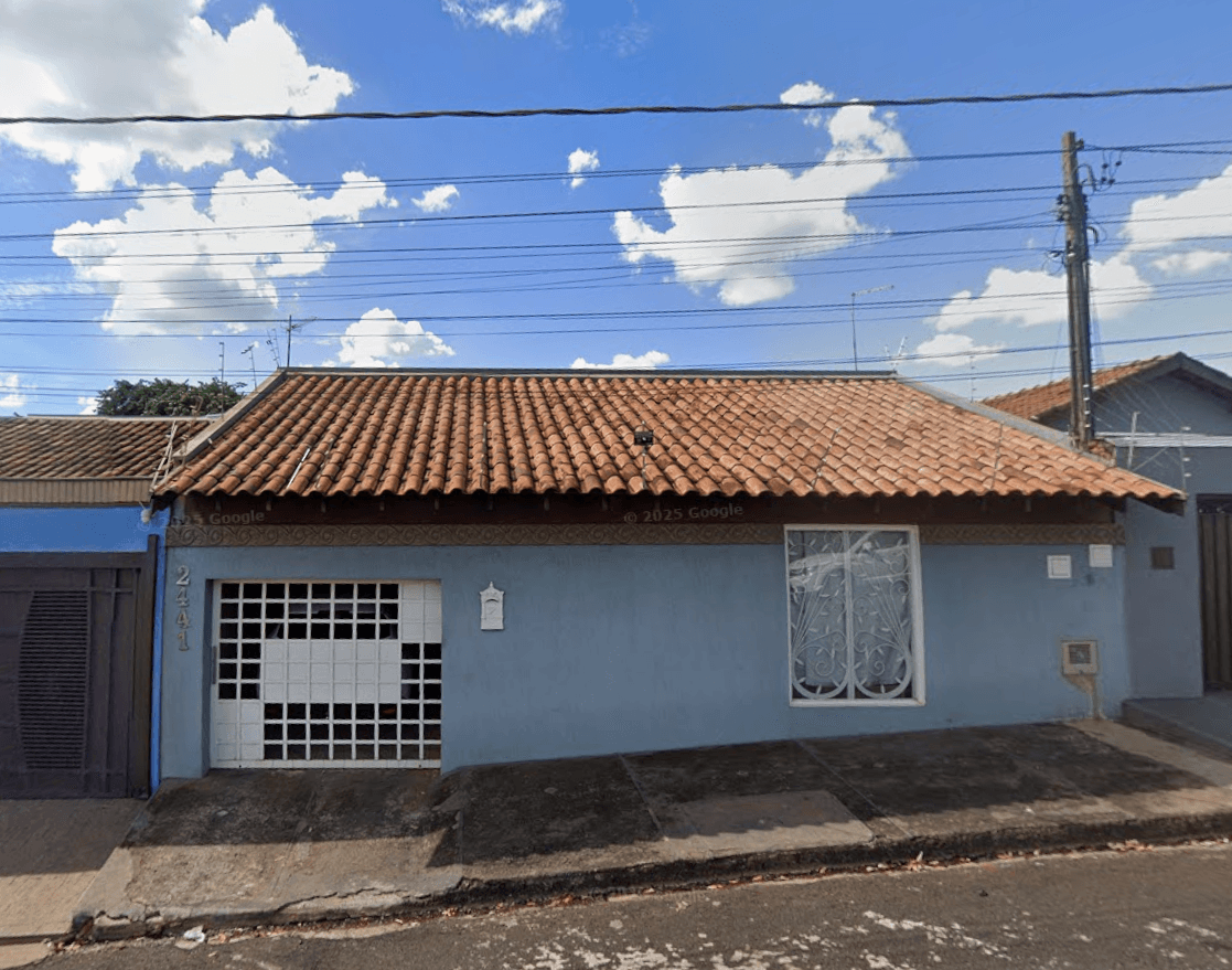 Casa com 164,07 m² - Residencial Antonia Santaella BEBEDOURO SP - leilão extrajudicial - BEBEDOURO SP - lance mínimo R$ 157.000