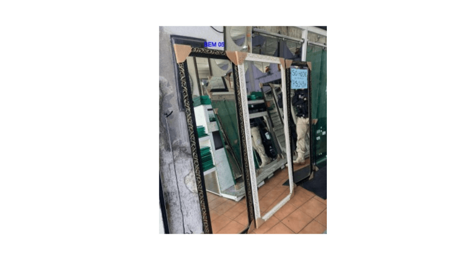 10 Espelhos com moldura prata, medida 160x40 SÃO PAULO SP - leilão judicial - SÃO PAULO SP - lance mínimo R$ 340