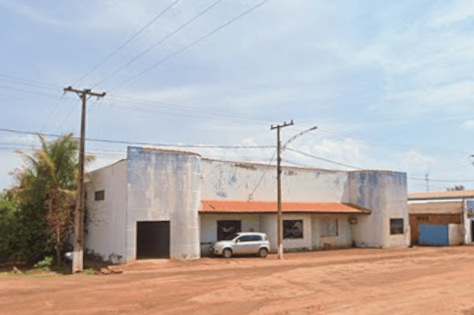 Galpão com 870,00m² - Setor Industrial - (02) RIBEIRÃO CASCALHEIRA MT - leilão extrajudicial - RIBEIRÃO CASCALHEIRA MT - lance mínimo R$ 468.000
