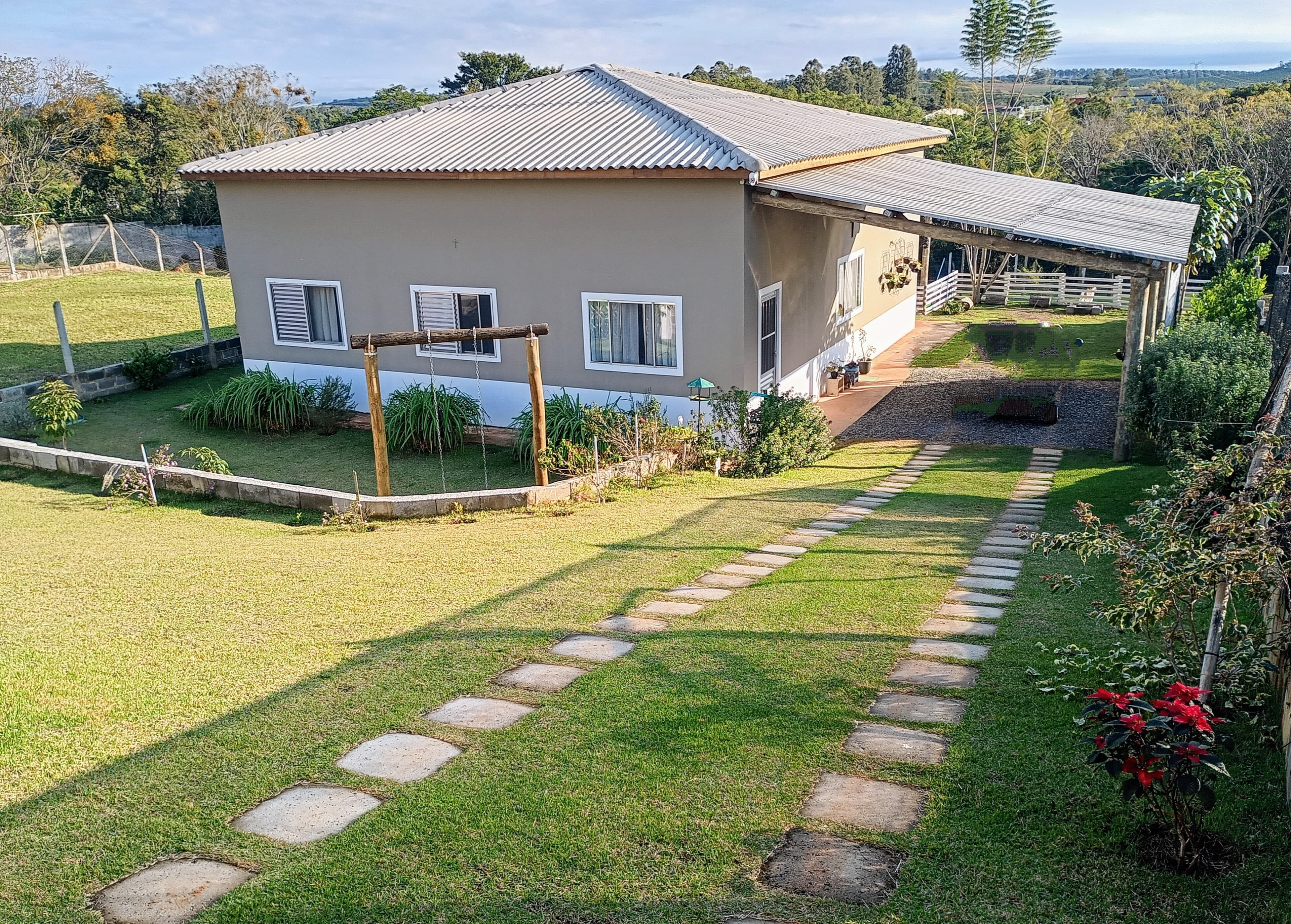 Chácara com 104,45 m² - Fazenda Floresta ALAMBARI SP - leilão extrajudicial - ALAMBARI SP - lance mínimo R$ 649.000