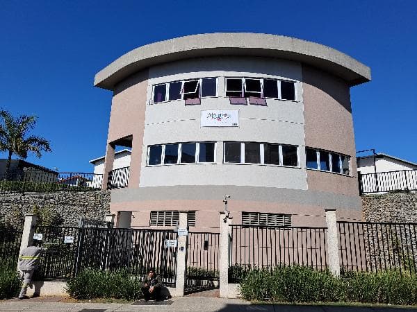 Casa - AGUA CHATA GUARULHOS SP - leilão extrajudicial - GUARULHOS SP - lance mínimo R$ 182.467