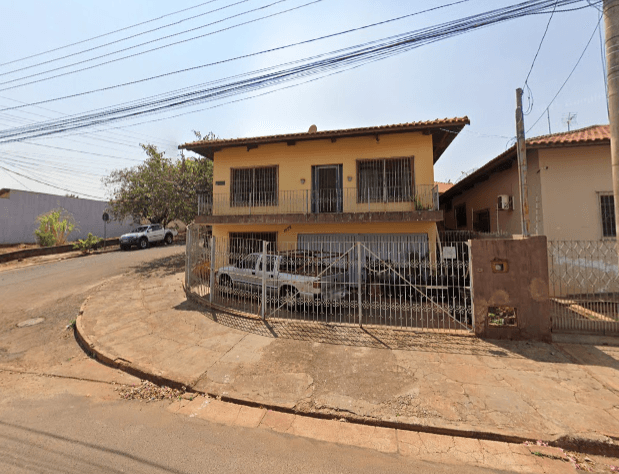 Casa com 380,00 m² - Jardim Santa Eliza I BARRA BONITA SP - leilão extrajudicial - BARRA BONITA SP - lance mínimo R$ 635.000