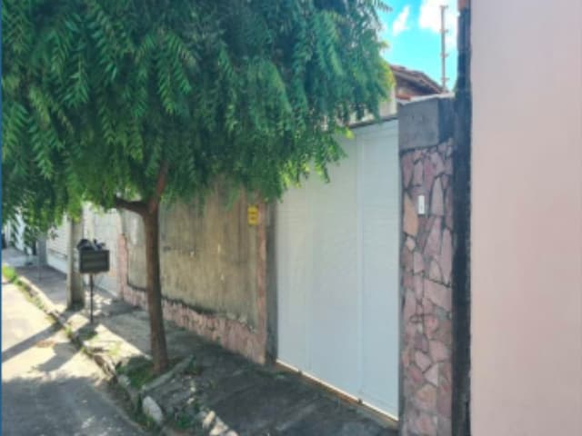 Casa com 115,36 m² - Santa Mônica FEIRA DE SANTANA BA - leilão extrajudicial - FEIRA DE SANTANA BA - lance mínimo R$ 165.351