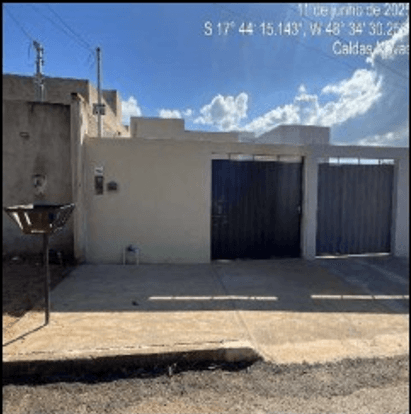 Casa - RESIDENCIAL RECANTO DE CALDAS CALDAS NOVAS GO - leilão extrajudicial - CALDAS NOVAS GO - lance mínimo R$ 112.421