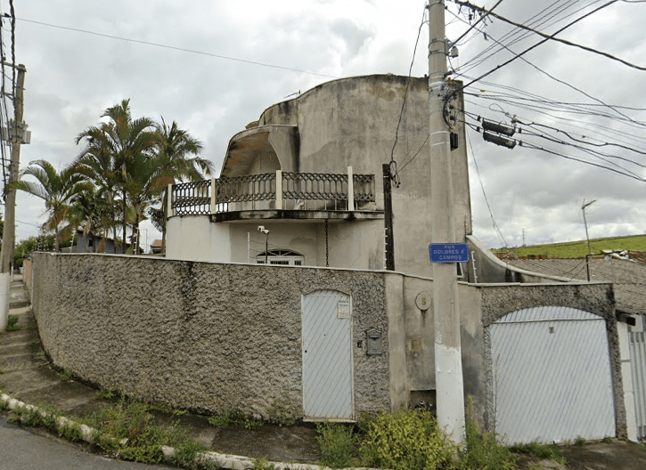 Casa com 280m² - Parque Res. Maria Elmira - (02) CAÇAPAVA SP - leilão judicial - CAÇAPAVA SP - lance mínimo R$ 492.470