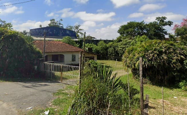 Casa com respectivo terreno 11.503,63 (AT) - Rodeio - (02) MOGI DAS CRUZES SP - leilão judicial - MOGI DAS CRUZES SP - lance mínimo R$ 4.292.453