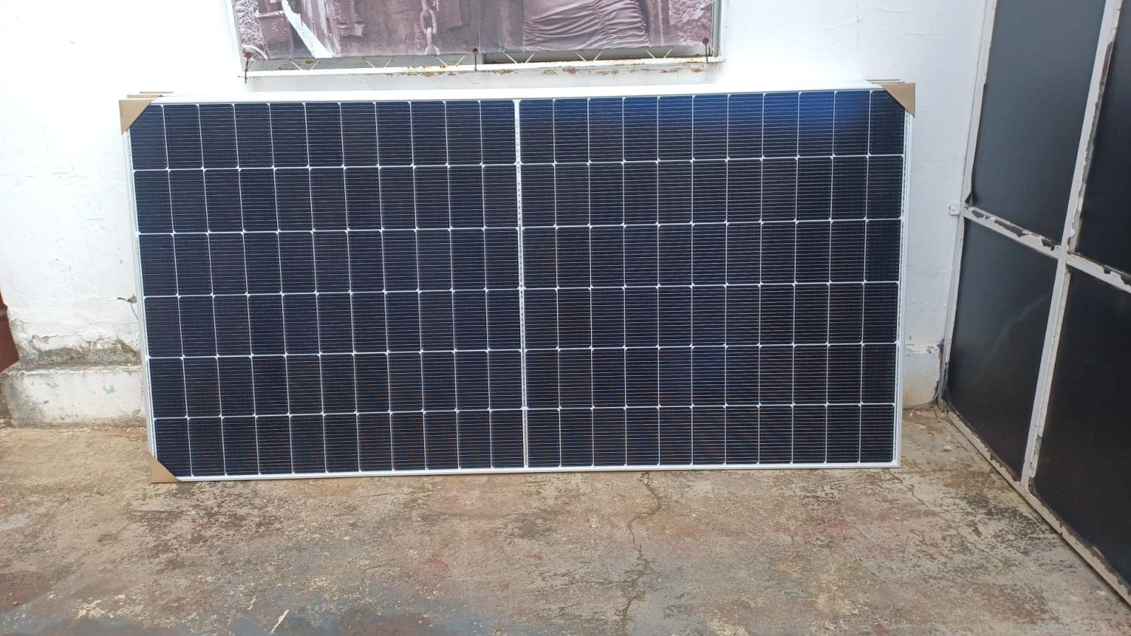 Painéis Fotovoltaicos e Inversor GOIÂNIA GO - leilão extrajudicial - GOIÂNIA GO - lance mínimo R$ 7.500