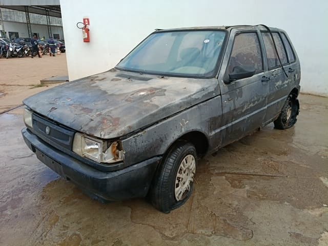 FIAT - UNO 1.0 CITY - leilão extrajudicial - SÃO LUÍS MA - lance mínimo R$ 350