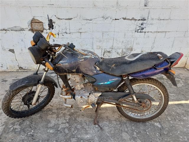 HONDA - CG 125 TITAN KS - leilão extrajudicial - TERESINA PI - lance mínimo R$ 300