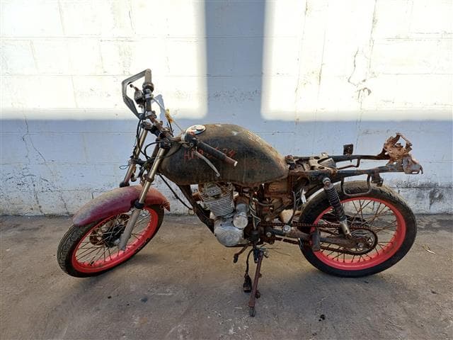 HONDA - CG 125 TITAN - leilão extrajudicial - TERESINA PI - lance mínimo R$ 200