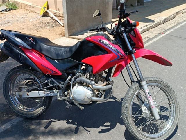 HONDA/NXR 125 BROSS KS –
ANO/MODELO:201 - leilão extrajudicial - Não informado BR - avaliação R$ 5.600