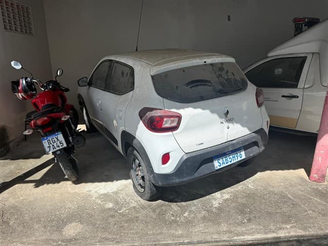 RENAULT/KWID INTENS 2, ANO 2022/2023 COR - leilão extrajudicial - Não informado BR - avaliação R$ 12.000