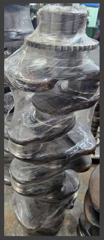 01 (um) Eixo de Mercedes MB352, seminovo, avaliado em R$ 4.800,00 (quatro mil e - leilão judicial - Não informado BR - lance mínimo R$ 3.360