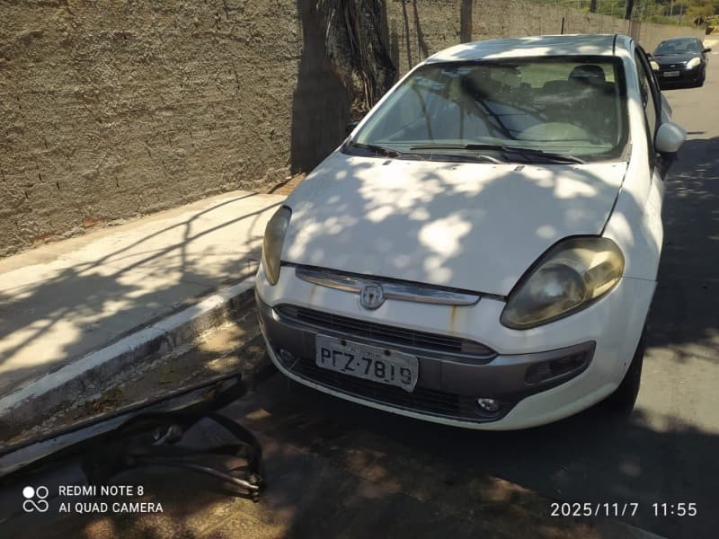 Espécie: PASSAGEIRO / Marca: FIAT / Modelo: PUNTO ESSENCE 1.6 / Placa: PFZ7819 / - leilão extrajudicial - Aracaju / SE - SE - - lance mínimo R$ 12.500