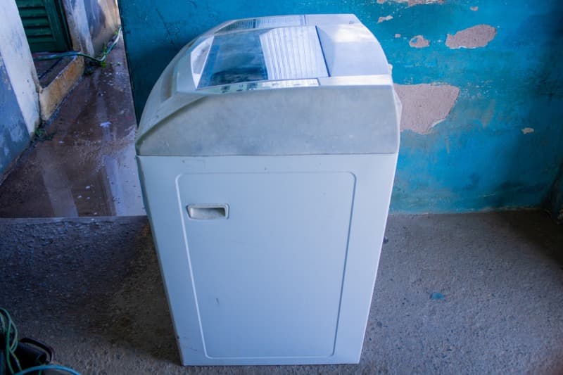 MÁQUINA DE LAVAR - leilão extrajudicial - Não informado BR - lance mínimo R$ 100