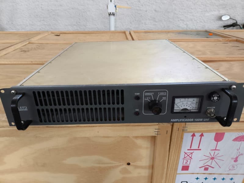 AMPLIFICADOR 100W UHF, MARCA TELAVO - leilão extrajudicial - Não informado BR - lance mínimo R$ 50