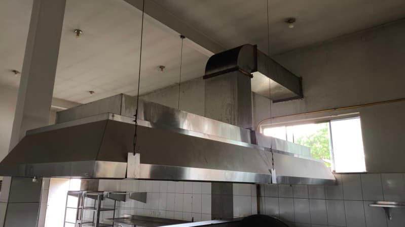 COIFA INDUSTRIAL MEDINDO 2500 X 1500 X 500, CONFECCIONADO EM AÇO INOX - leilão extrajudicial - Não informado BR - lance mínimo R$ 500