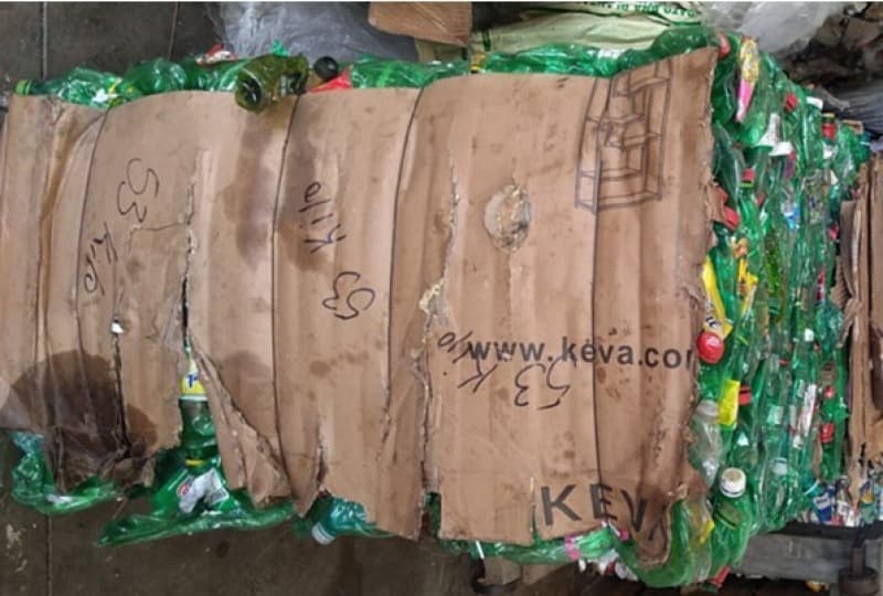 APROX 60 KG DE PLÁSTICO TIPO PET NA COR VERDE DESCARTÁVEL PARA ARMAZENAR REFRIGERANTES E CORRELATOS ... - leilão extrajudicial - Não informado BR - avaliação R$ 78