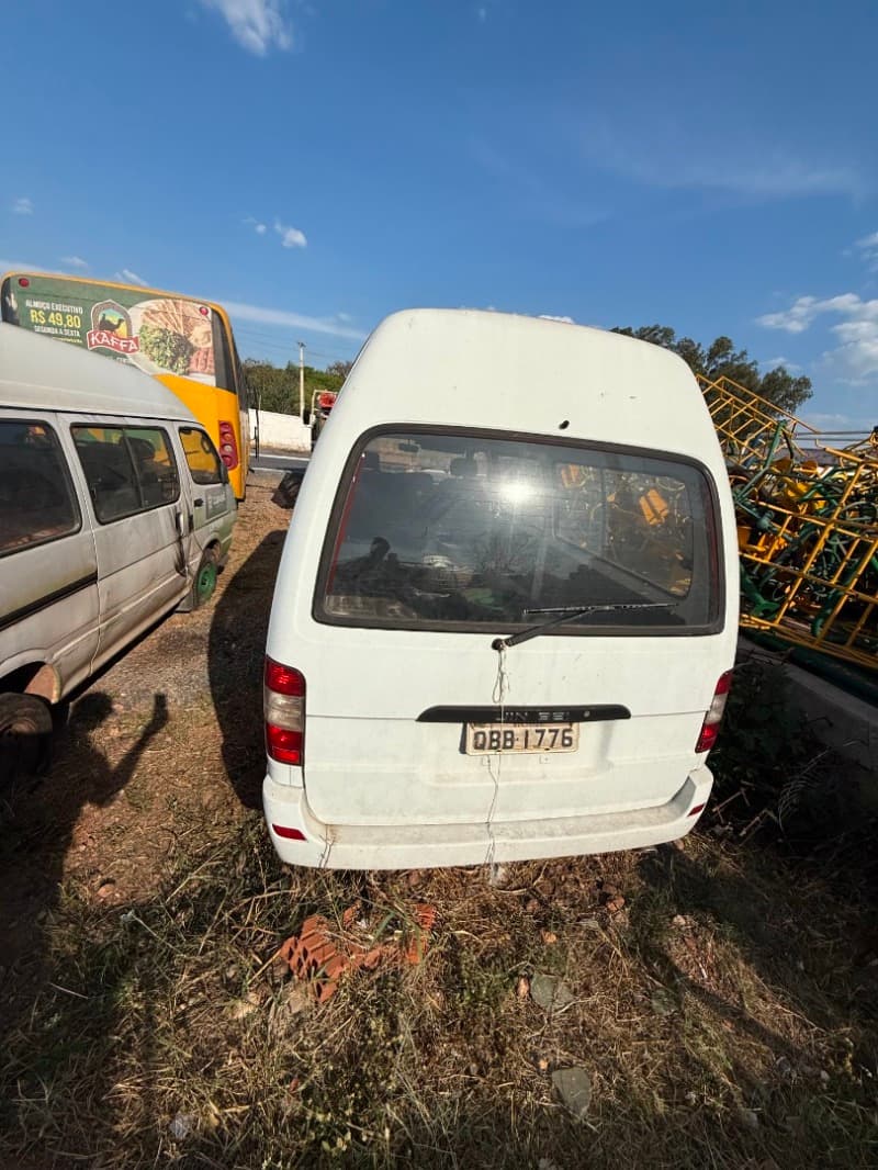 JINBEI TOPIC L 2013 (modelo 2014) de cor Branca, final de chassi K085926 placa/Q - leilão extrajudicial - Cuiabá / MT MT - lance mínimo R$ 5.000