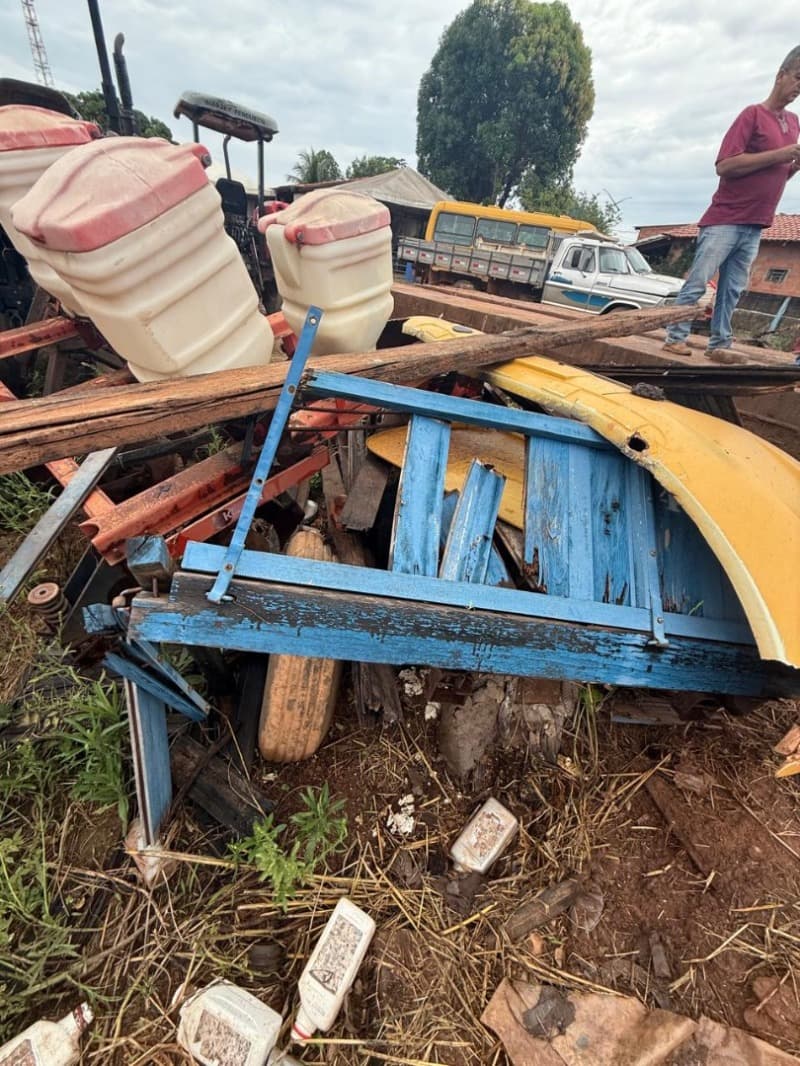 Chassi carreta agricola - leilão extrajudicial - Não informado BR - lance mínimo R$ 600