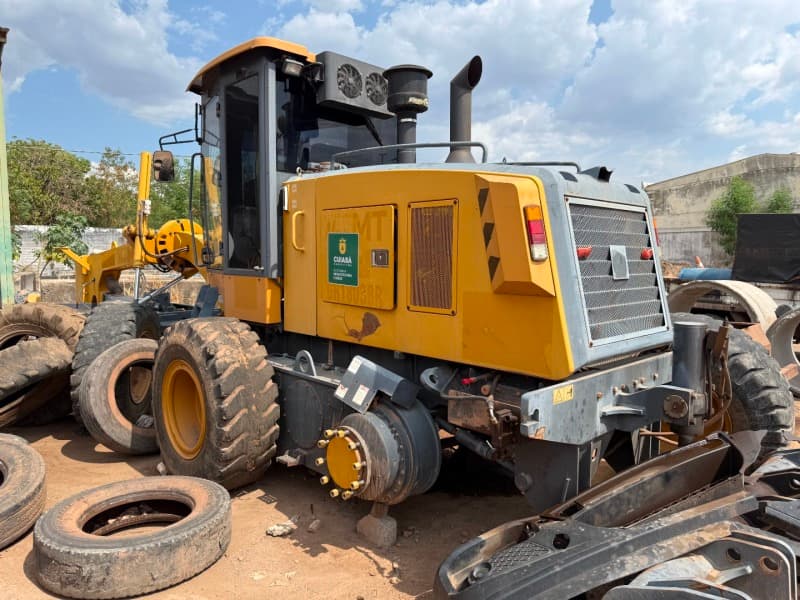 MOTONIVELADORA XCMG GR1803BR, 2021, ANO 2021, CHASSI: XUG1803IAMPB00042 - leilão extrajudicial - Cuiabá / MT MT - lance mínimo R$ 60.000
