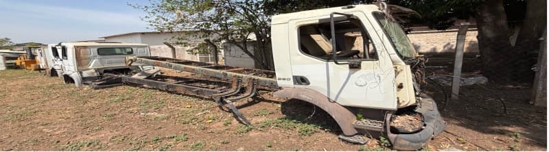 CHASSI INSERVIVEL CAMINHÃO VOLVO 260 - leilão extrajudicial - Cuiabá / MT MT - lance mínimo R$ 2.000