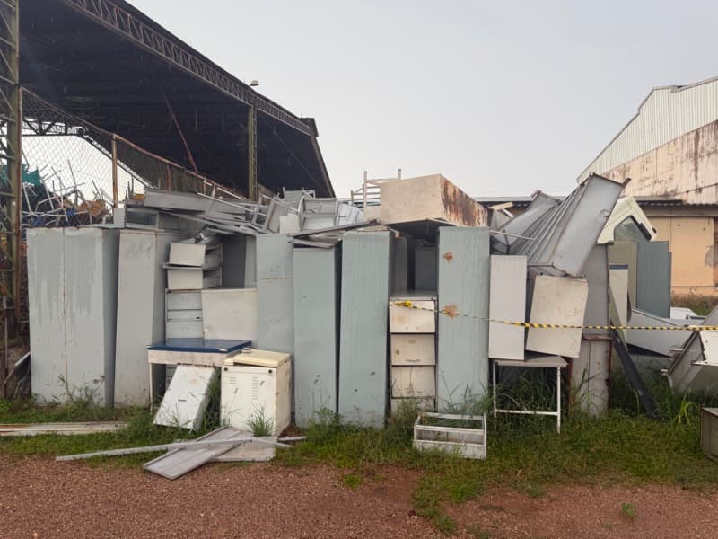 ARMARIOS TIPO ARQUIVO - leilão extrajudicial - Não informado BR - lance mínimo R$ 800