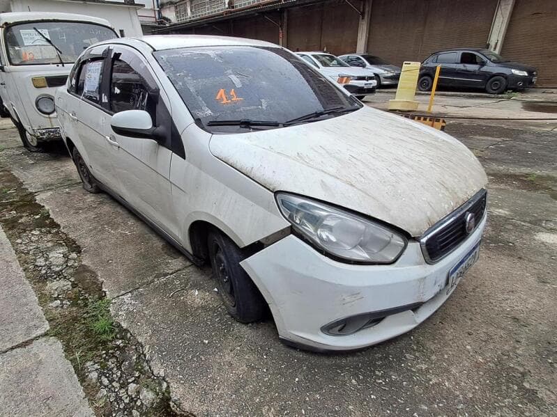 FIAT/ SIENA ATTRACTIV 1.4 - leilão extrajudicial - Não informado RJ - lance mínimo R$ 22.950