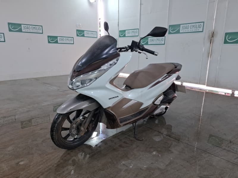 HONDA/PCX 150 DLX ABS - PLACA RMS3C25 - RENAVAM 1258799895 - Não informado BR - lance mínimo R$ 11.000