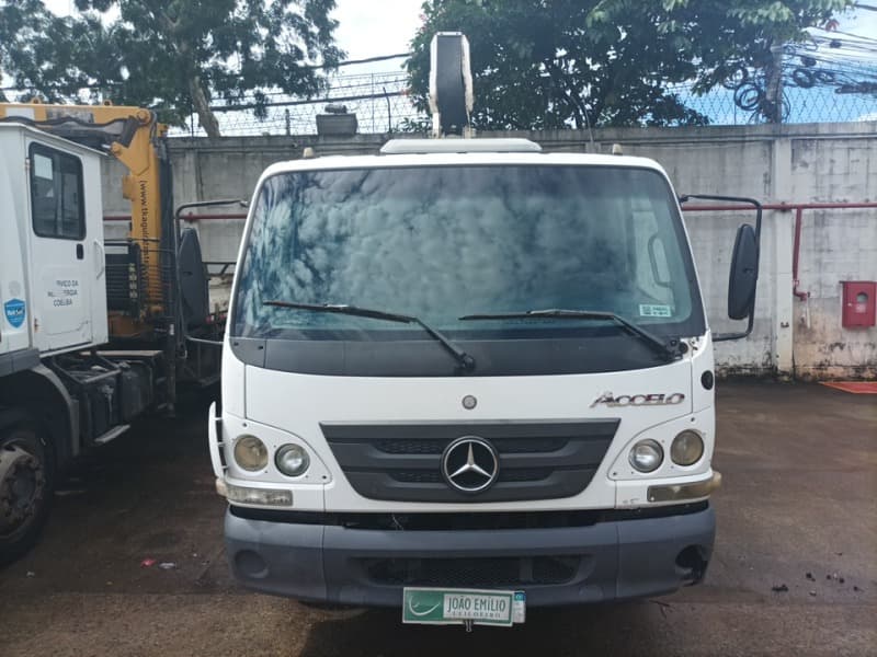 MERCEDES-BENZ/ACCELO 815 CE (CESTO AEREO E CARROCERIA ESTENDIDA) - Não informado BR - lance mínimo R$ 215.000