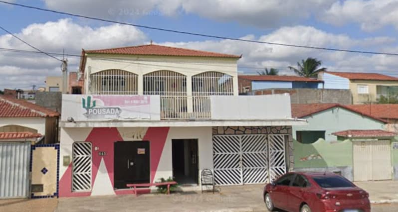 Instalações para pousada c/ 323m², Rua Padre Bento, 645, Parelhas/RN - leilão judicial - Parelhas RN - lance mínimo R$ 540.000