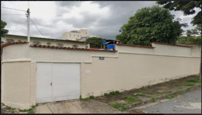 Casa, rua Antonio Olinto n°387, com área de 396m2, do lote 04, do quarteirão 28, bairro Esplanada. Belo Horizonte/MG - leilão judicial - Belo Horizonte MG - lance mínimo R$ 250.000