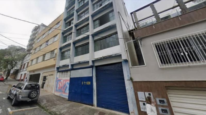 PRÉDIO COMERCIAL COM 2.500M² NO CENTRO DE JUIZ DE FORA / MG - leilão judicial - Juiz de Fora MG - lance mínimo R$ 1.750.000