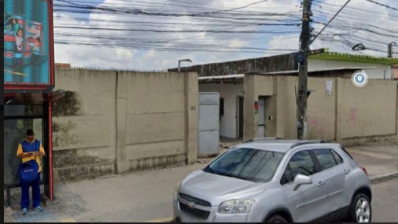 CASA, AVENIDA AFONSO OLINDENSE, N° 106, BAIRRO DA VÁRZEA, RECIFE/PE. - leilão judicial - Recife PE - lance mínimo R$ 33.500